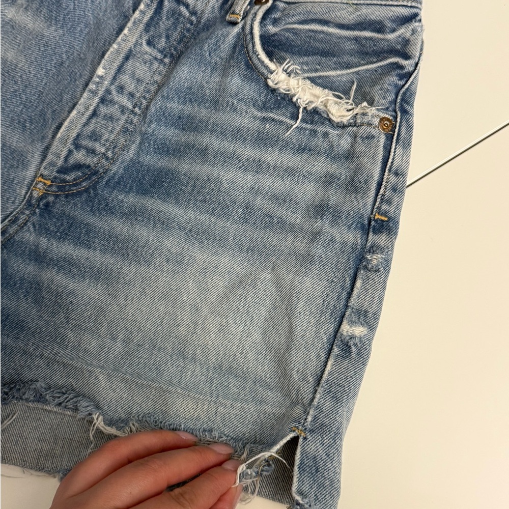 Agolde Dee High Rise Light Blue Distressed Jean Shorts Size 26 - Picture 3 of 7